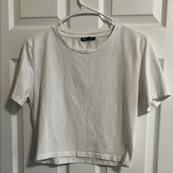 Zara Tops - Zara Classic White Short Sleeve Crop Tee